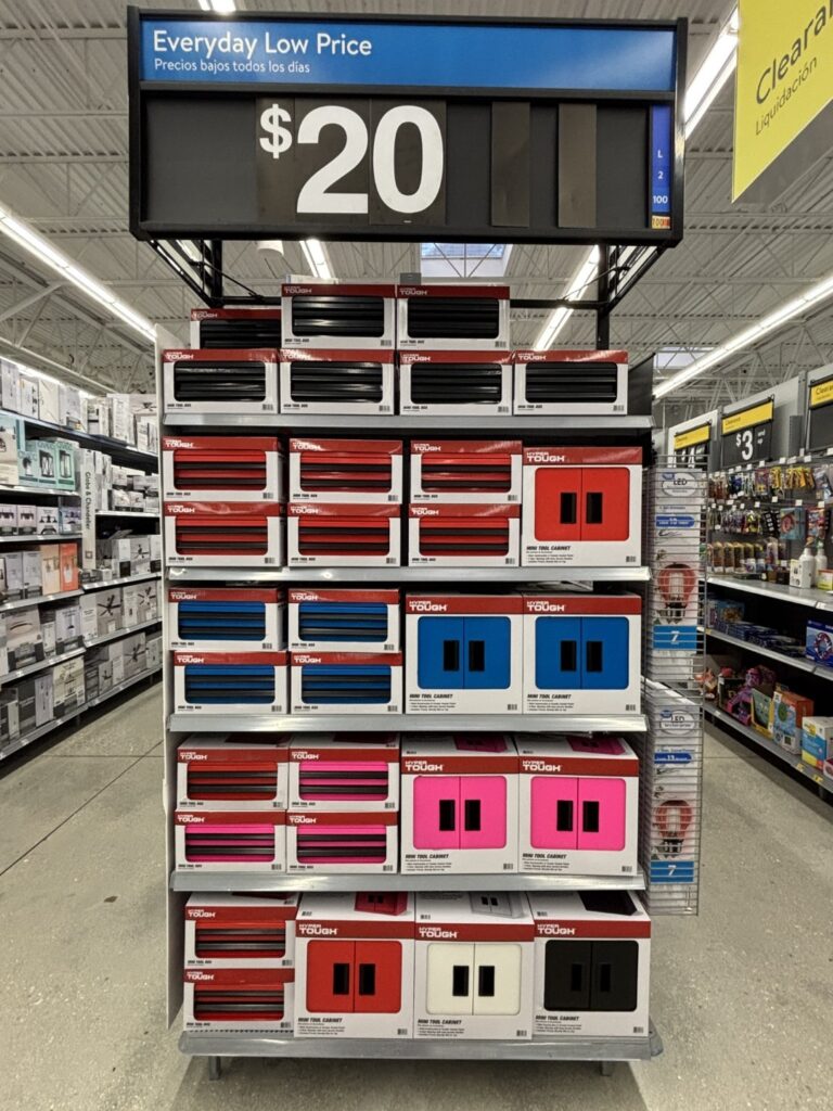 Hyper tough cabinet and toolbox img 8331