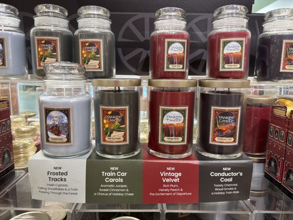 Yankee Candle Frosted Tracks Train Car Carols Vintage Velvet Conductors Coal IMG