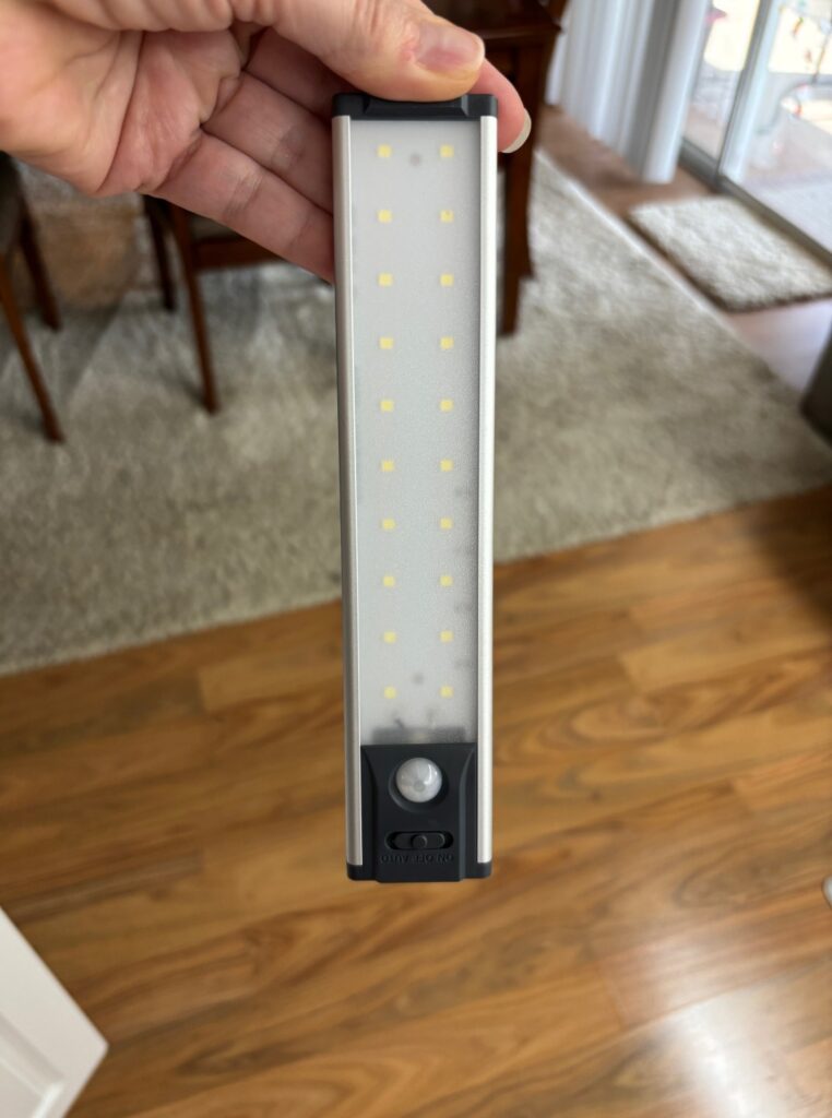 Light under cabinet IMG