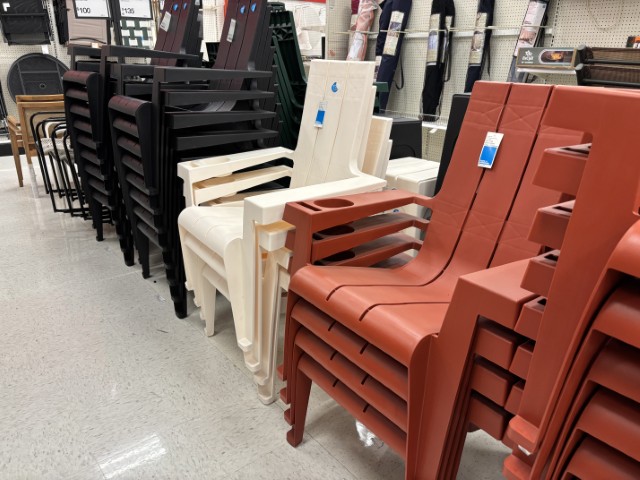 Room Essentials Resin Adirondack IMG