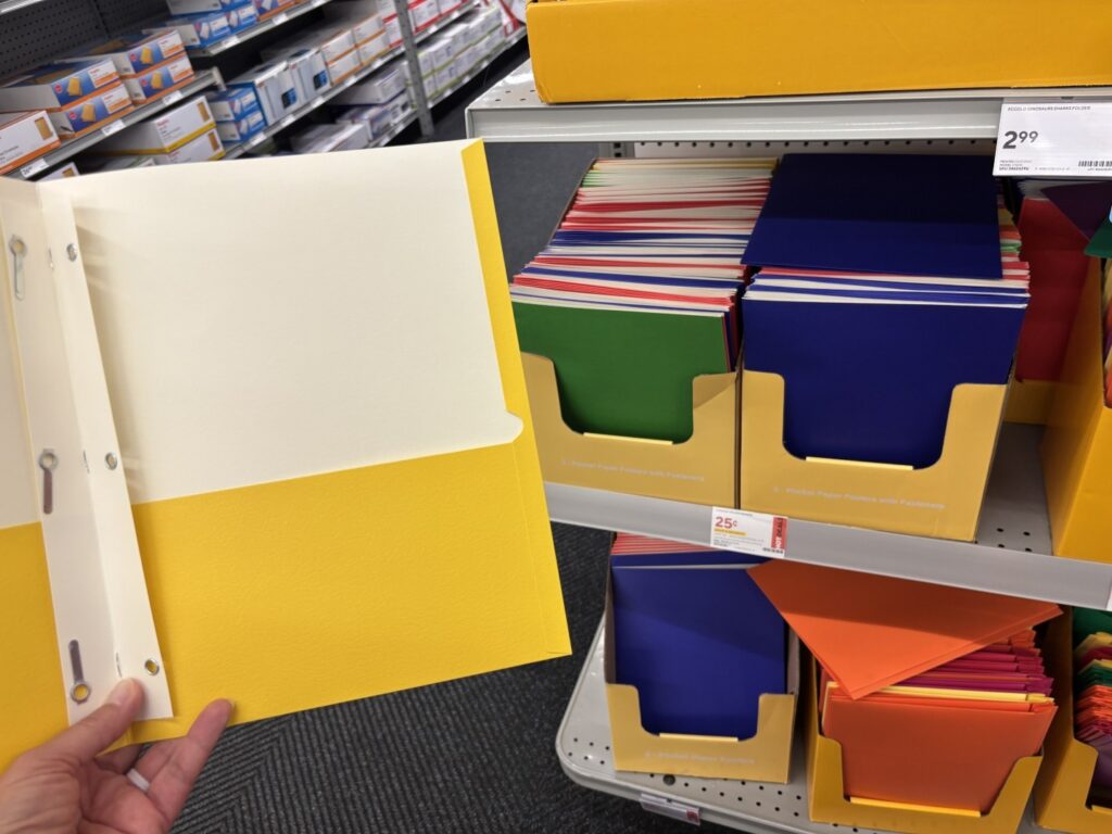 Staples Folder IMG